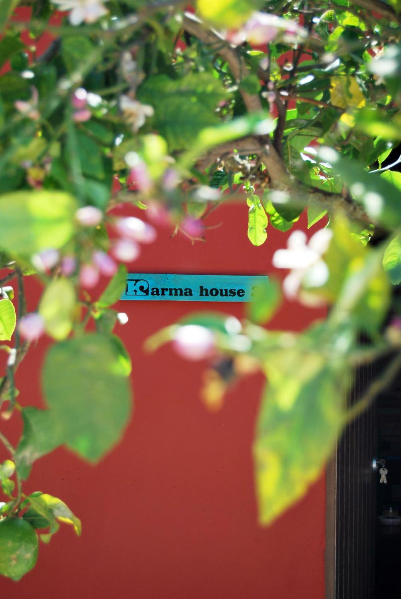 Karma House Guest House Casares Exterior foto