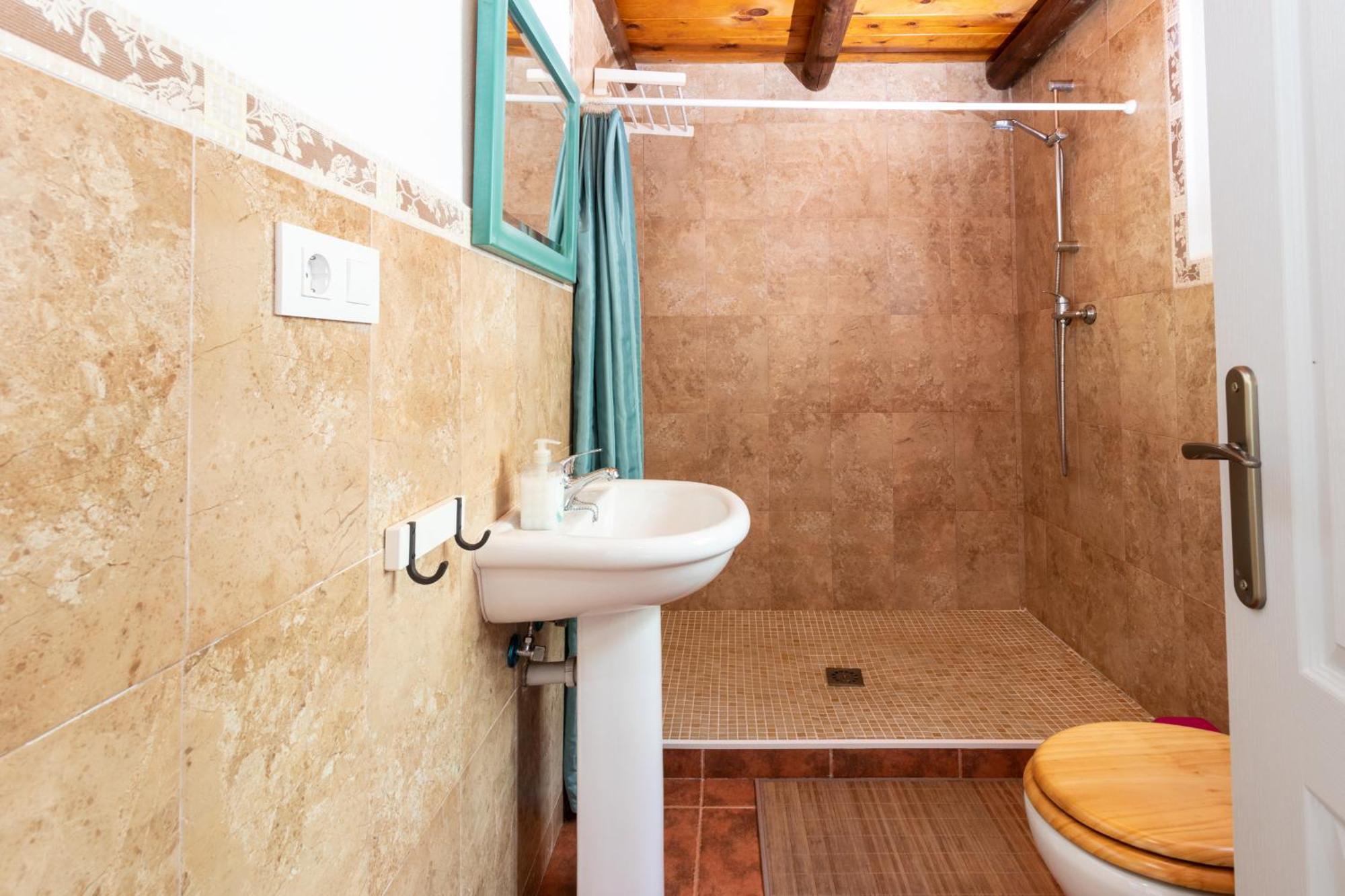 Karma House Guest House Casares Exterior foto