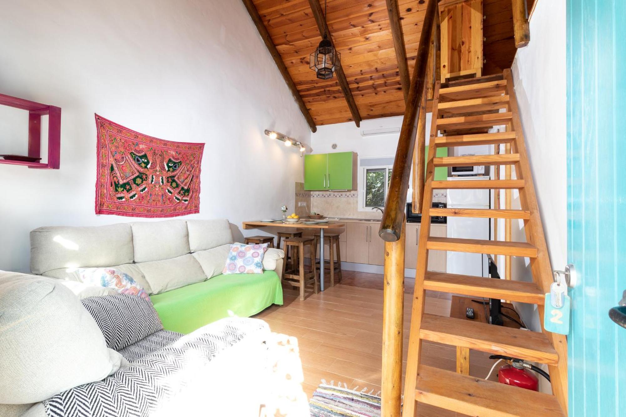 Karma House Guest House Casares Exterior foto